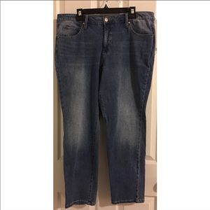 Bandolino Mandie Crop Denim Jeans Light Wash - 18W